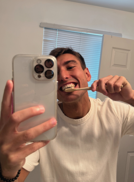 Wavy Wonder – Bamboo Toothbrush